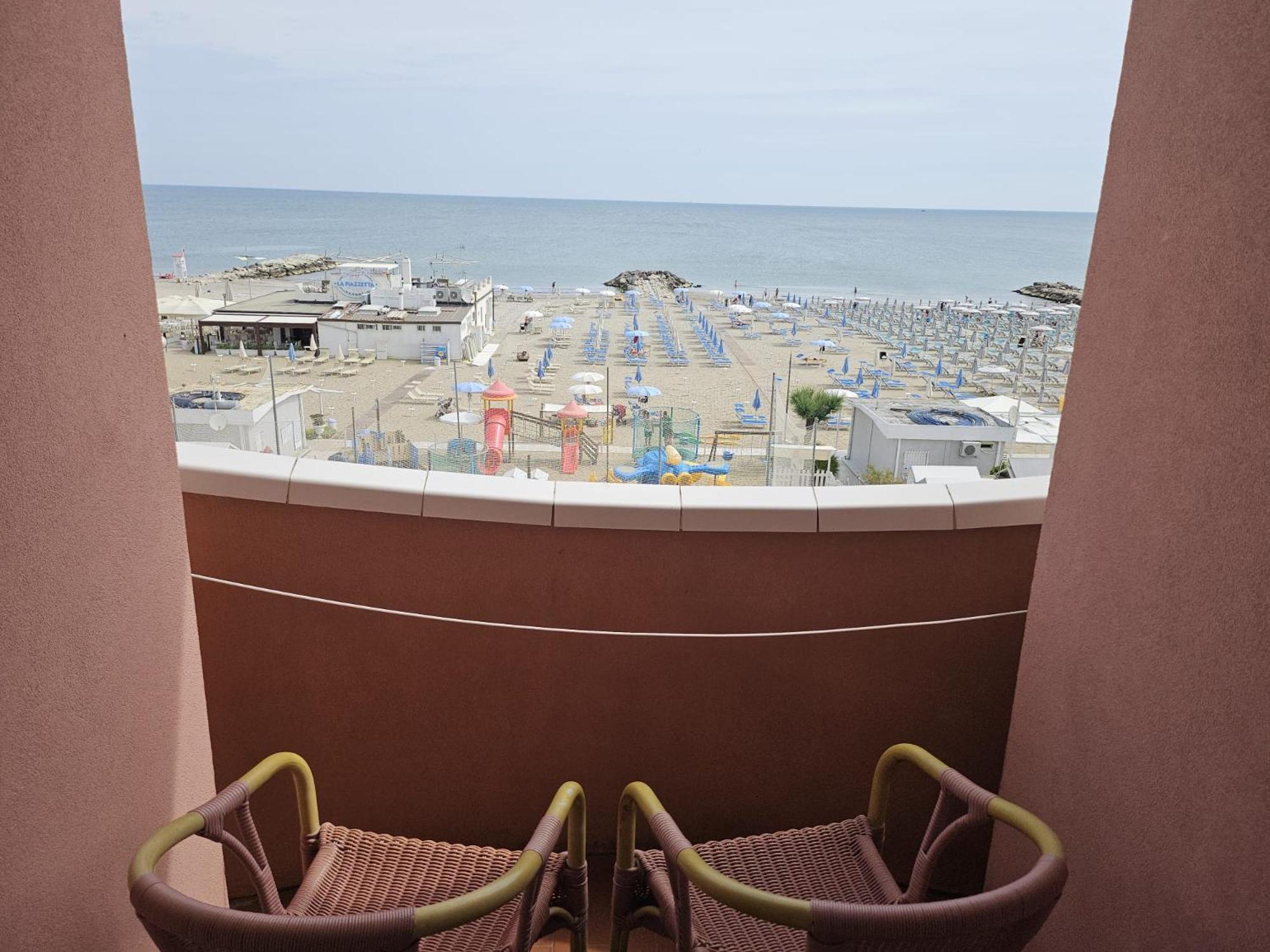 Hotel Villa Rosa 미사노아드리아티코 외부 사진